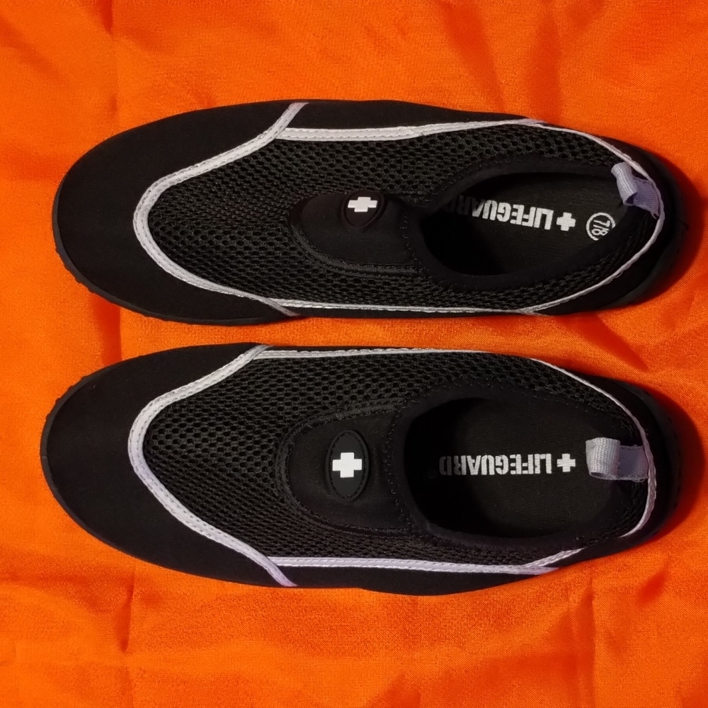 Men’s Water Shoes (Lifeguard Black/Grey Sz 7/8)